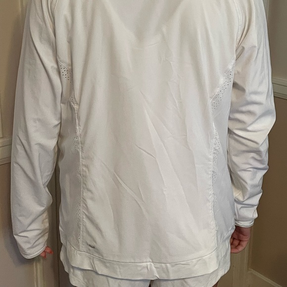 Lululemon jacket 😍FLASH SALE😍 - Picture 4 of 11